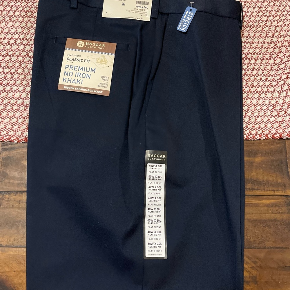 Haggar Men's Premium No Iron Khaki in Deep Blue